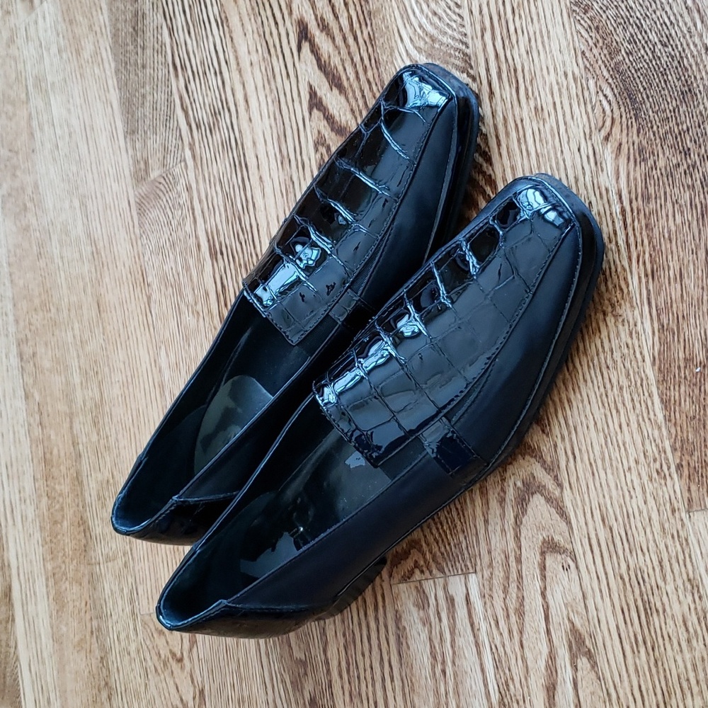 (11) Amalfi by Rangoni Textured Reptile Low Heel Loafers Italian Formal Workwear
